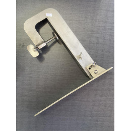 Струбцина для крепления датчика эхолота быстросъемная из нержавеющей стали