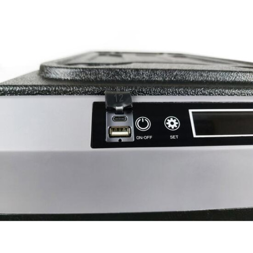 Компрессорный автомобильный холодильник TRACK Electronics A-40