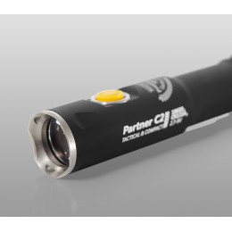 Тактический фонарь Armytek Partner C2 Pro (тёплый свет)