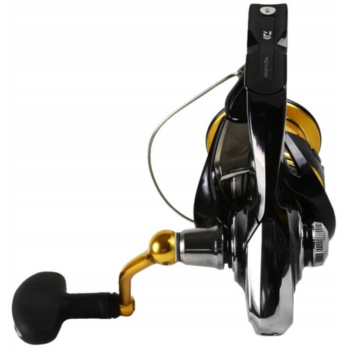 Катушка безынерц. Daiwa 23 LEGALIS LT4000-C