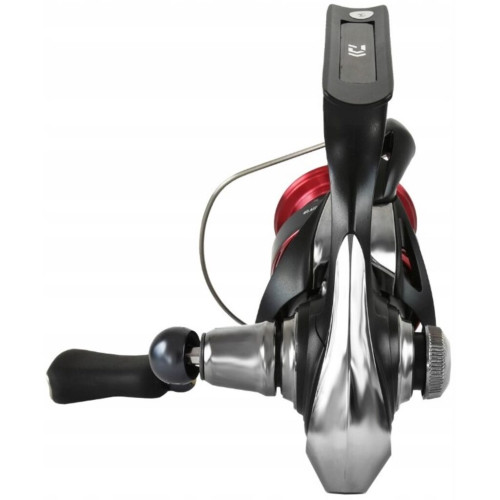 Катушка безынерц. Daiwa 23 NINJA LT2000