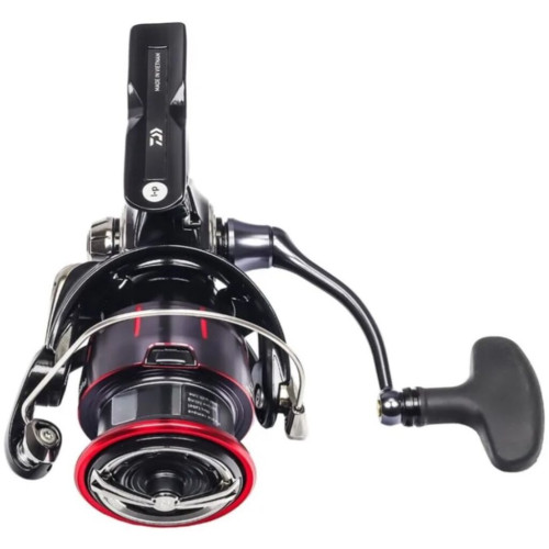Катушка безынерц. Daiwa 23 Fuego LT3000-C