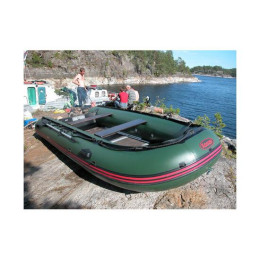 Лодка Мнев и К Комбат CMB 335