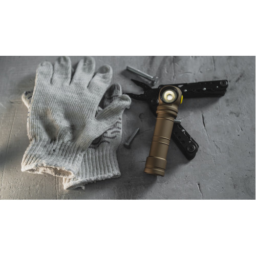 Armytek Wizard C2 Pro Max Magnet USB Sand