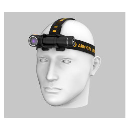 Фонарь Armytek Wizard C2 WUV / Белый и ультрафиолет / 1100 лм и 1595 мВт (400 нм) / TIR 70°:120°