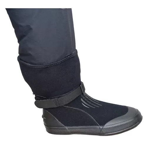 Гидрокостюм сухого типа Defender Kevlar